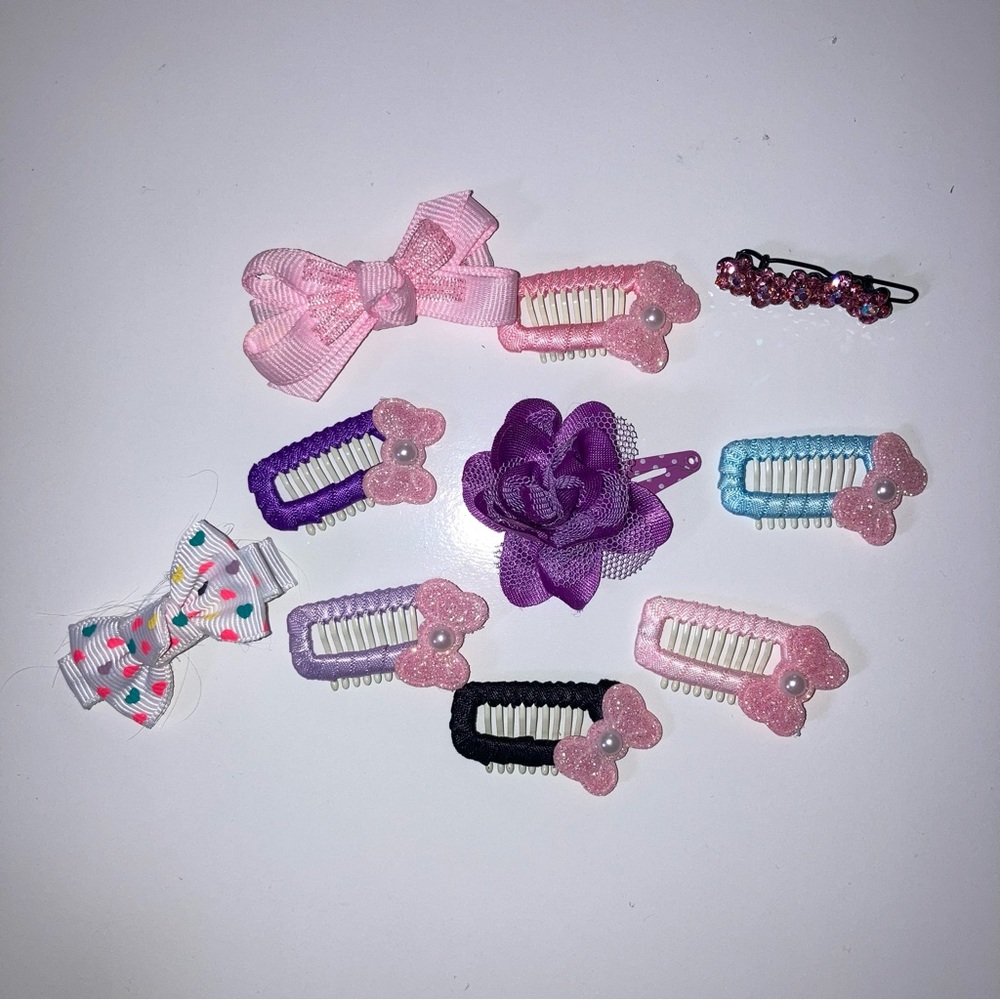 Various Dog Clips and Slid-in Combs